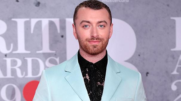 Bakıya gəlməyə hazırlaşan Sem Smit cinsini dəyişdirmək istəyir