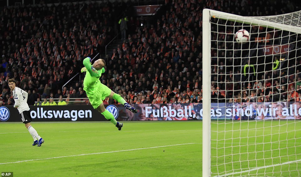 Сборная Германии обыграла Нидерланды, забив победный мяч на 90-й минуте