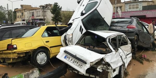 Число жертв наводнений в Иране превысило 30 человек