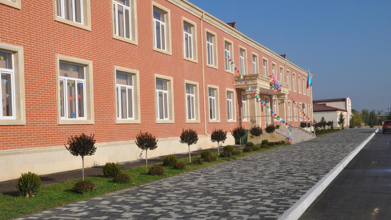 Təhsil Nazirliyindən məcburi köçkün məktəbləri ilə bağlı AĞLASIĞMAZ QƏRAR: bundan sonra...