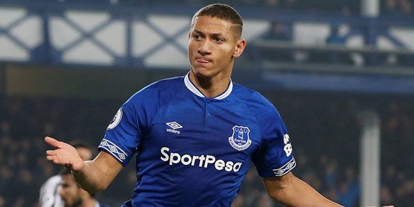 Məşhur futbolçunun acı həyatı: 