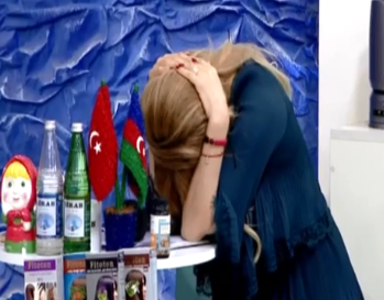 Qızı axtarılan məşhur xalq artisti GÖRÜN KİM ÇIXDI - 40 gün bir evdə yaşadıq - FOTO