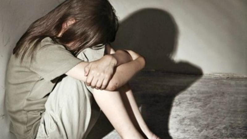 46 yaşlı kişi qızına və 7 yaşlı uşaqlara dəfələrlə TƏCAVÜZ ETDİ - Azərbaycanda RÜSVAYÇILIQ