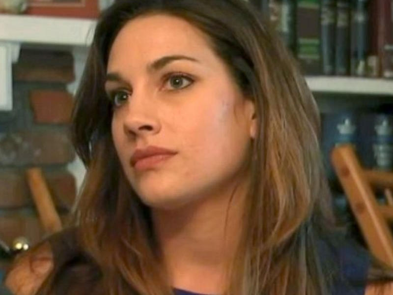 25 yaşlı qadın müəllimin çılpaq FOTOsu yayıldı