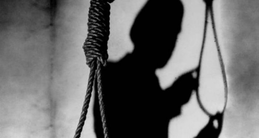 В Азербайджане повесился студент второго курса