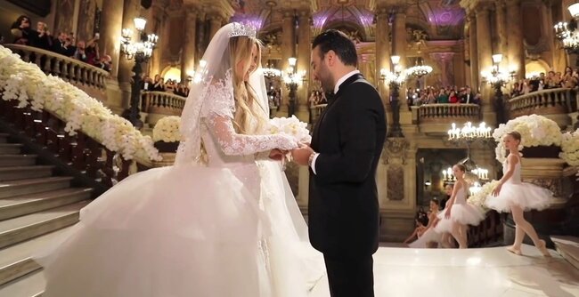 Səddam Hüseynin nəvəsinin Parisdə toyu olub - VİDEO