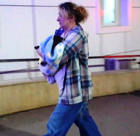 4 uşağını atıb qaçan ananın ŞOK MESAJI ÜZƏ ÇIXDI: 