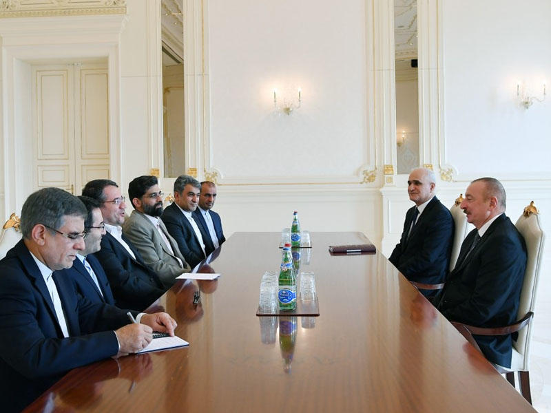 Prezident İlham Əliyev İranın sənaye, mədən və ticarət nazirinin başçılıq etdiyi nümayəndə heyətini qəbul edib