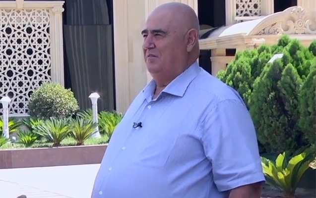 İndi də İsfəndiyar Axundovun qardaşı oğlunun adı mənzil qalmaqalında hallanır…