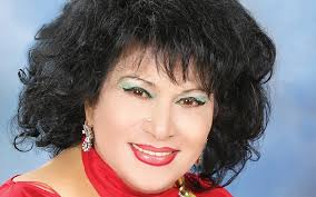 Zeynəb Xanlarova sosial şəbəkələrdə bu fotoya görə tənqid olundu - ETİRAZ