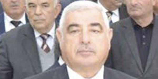 Adı maliyyə qalmaqallarında hallanan idarə rəisi işdən çıxarıldı