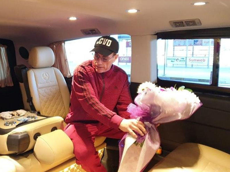 Van Dam Bodruma gəlib - FOTO