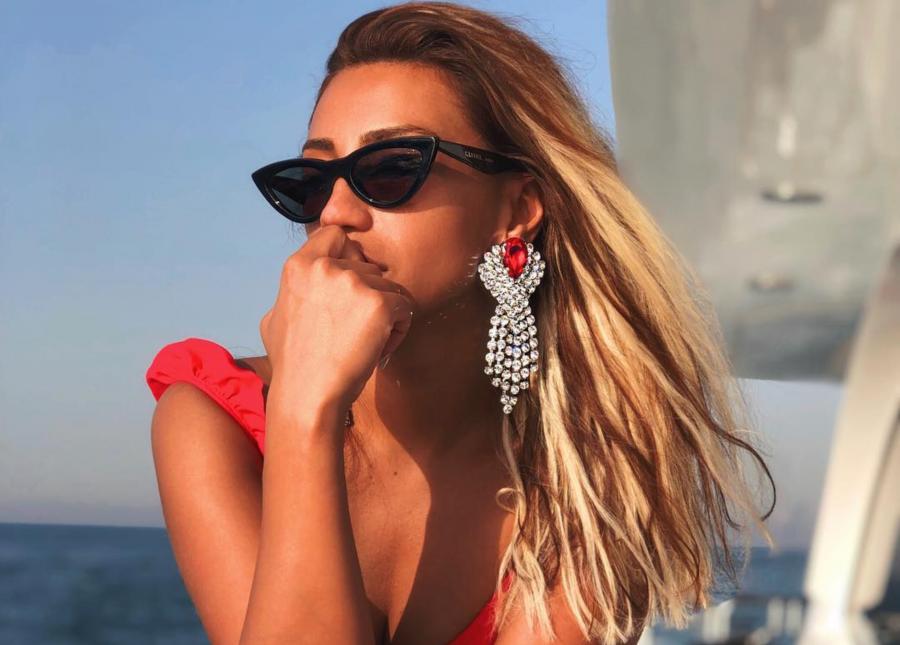 “Öz həyatınıza baxın, qırqovullar” - Röya izləyicilərini təhqir etdi