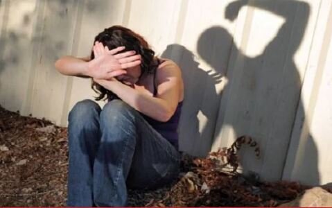 Ərinə xəyanət edən qıza atası işgəncə verdi — Azərbaycanda DƏHŞƏTLİ CİNAYƏTİN TƏFƏRRÜATI