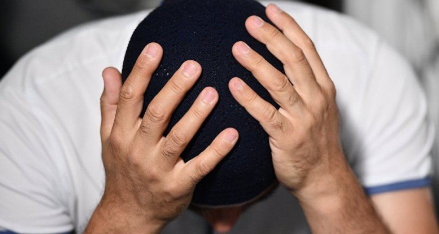 Житель Баку пытался покончить собой, решив, что убил собственную супругу