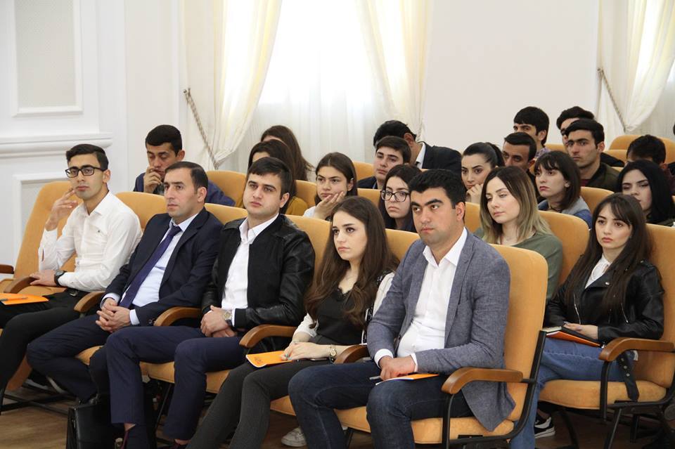 “Öz labaratoriyanı yarat –tələbələr üçün mini labdoc” layihəsi Azərbaycan Dövlət Aqrar Universitetində həyata keçirildi