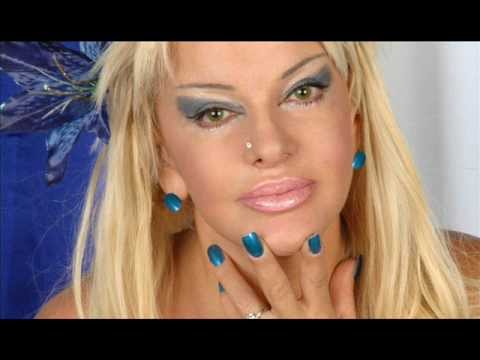 Cəmilənin bu geyimi SƏRT TƏNQİD EDİLDİ