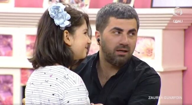 Bu da Azərbaycanlı məşhurun heç yerdə görmədiyiniz qızı - FOTO