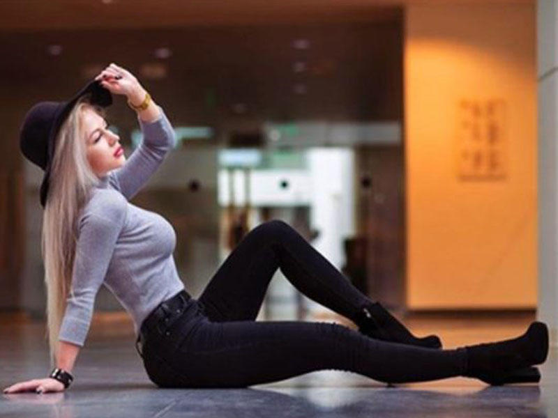 Rusiyanın daxili qoşunlarının ən gözəl HƏRBÇİSİ - FOTO