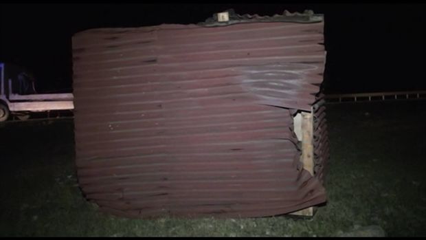 Sürücü “yük”ünü yolda unutdu, arxadan gələn maşın ona çırpıldı - VİDEO