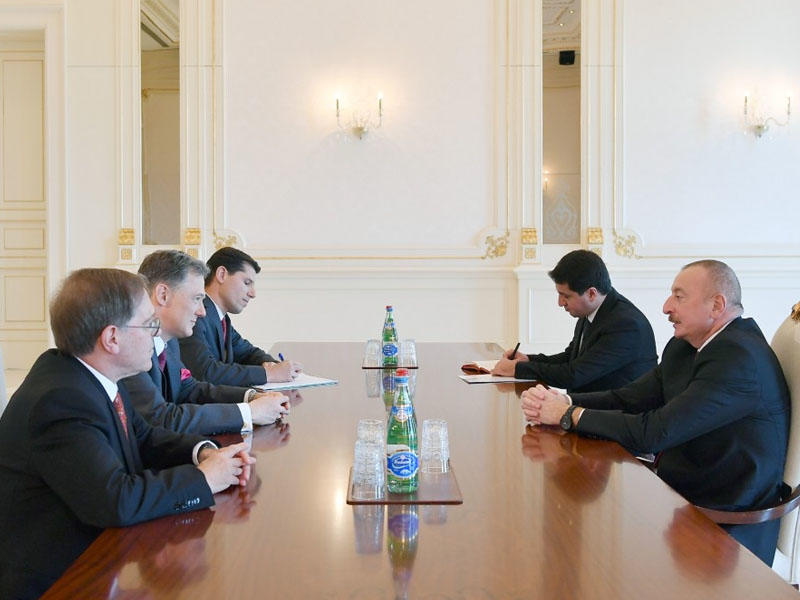 Prezident İlham Əliyev ABŞ Dövlət katibinin Avropa və Avrasiya məsələləri üzrə müavininin müşavirini qəbul edib - FOTO