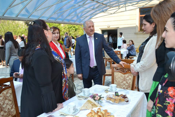 Zərifə Əliyeva adına liseydə 13 yaşlı Ləmana dəstək məqsədilə tədbir keçirilib- FOTOLAR