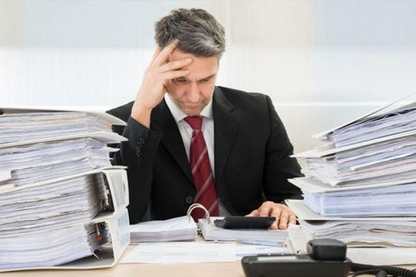 Bakıda ən yüksək və ən aşağı əmək haqqı bu sahələrdədir (SİYAHI)