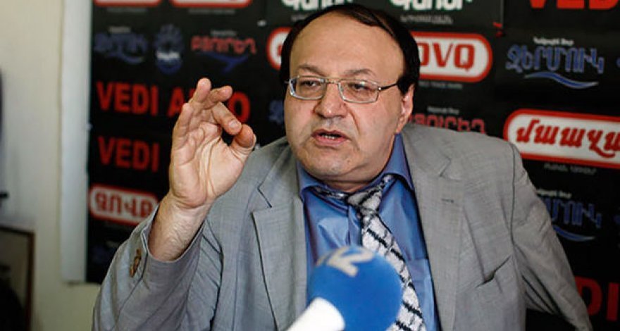 Никол Пашинян стремится к урегулированию карабахского конфликта. Интервью Media.Az с Амаяком Ованнисяном