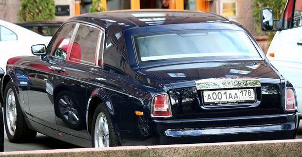 В Петербурге остановили автомобиль Мамишева - ВИДЕО