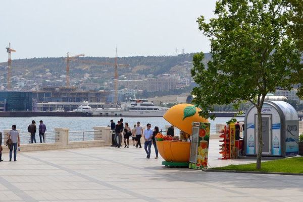 Bakı bulvarında möhtəşəm əyləncə: 3 gün hər şey pulsuz olacaq (VİDEO)