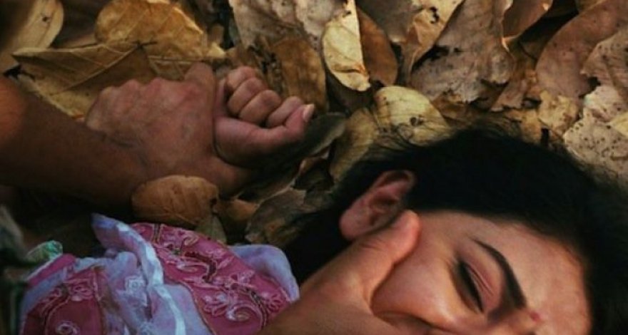 В Баку двое парней изнасиловали девочку-подростка