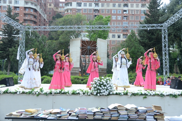 Nəsimi rayonu Zabitlər bağında