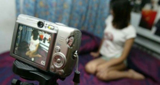 Жительница Баку платила мужчине за молчание