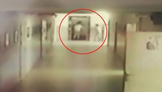 Orta məktəbdə DƏHŞƏT - 15 yaşlı şagird...+VİDEO