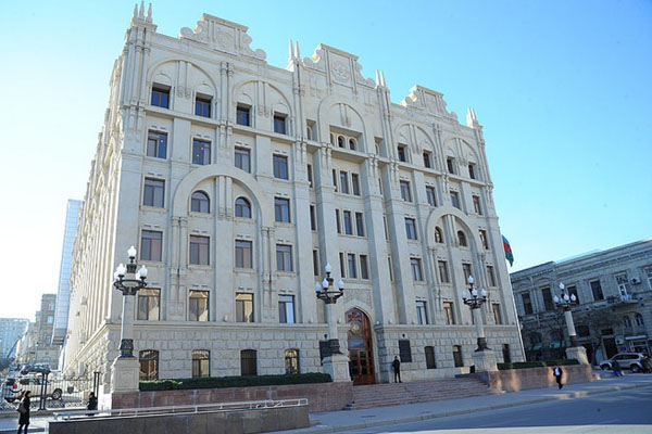 “Yol Nişan” şirkətinin direktoru yol nişanlarını oğurladığına görə saxlanıldı