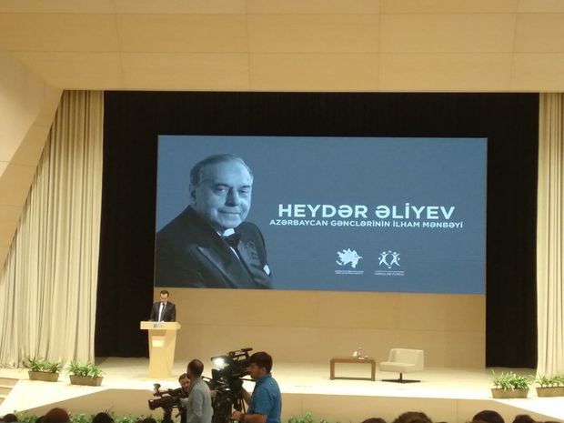 Состоялся показ фильма о Гейдаре Алиеве