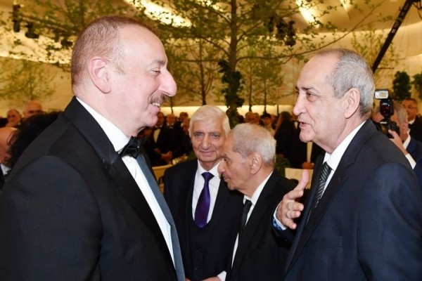 Президент и первая леди встретились с Расимом Балаевым (ФОТО)