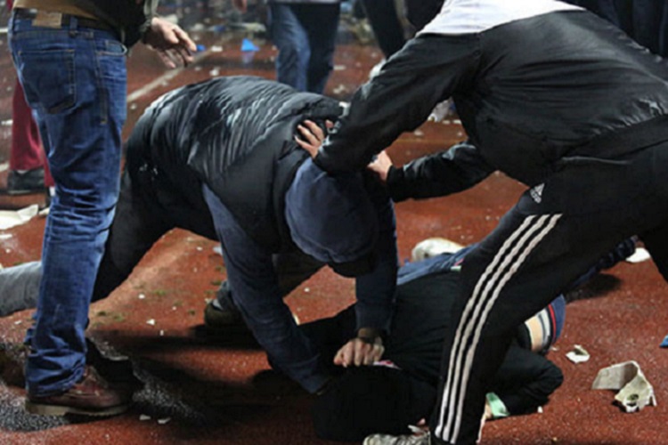 Bakıda tələbələr arasında kütləvi dava - Ölən var