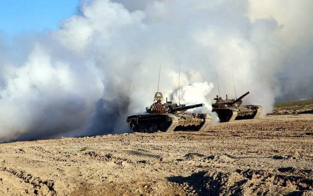 Ordumuz təlimə başlayır: 150 tank, 200 raket, 35 təyyarə