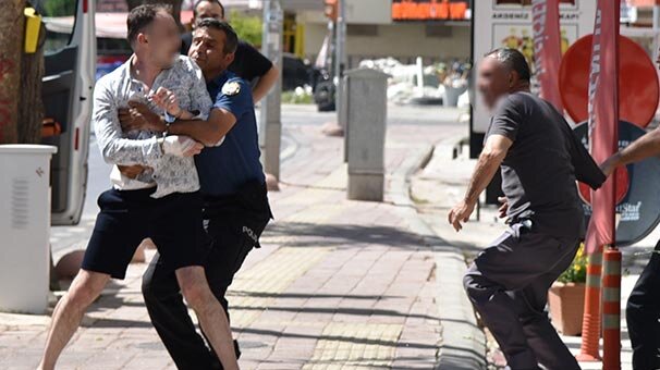 İnsanlar ata ilə oğulun davasından dəhşətə gəldi: 7-ci mərtəbədən aşağı atdı - FOTOLAR