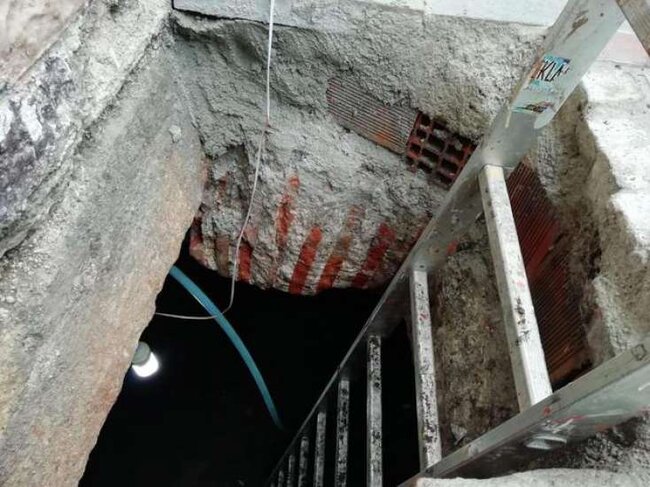 İNANILMAZ! Restoranın altından görün nə TAPILDI - FOTO