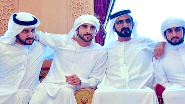 Dubayın 3 subay şeyxi eyni gündə evləndi