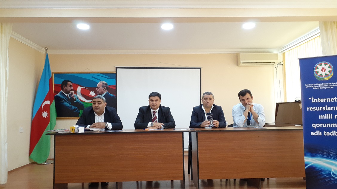 İnternet informasiya resursları və gənclər mövzusunda daha bir tədbir – FOTOLAR
