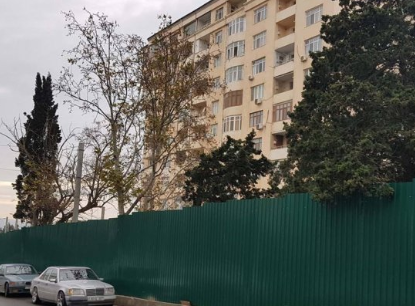 Azərbaycanlı məşhurun restoranının yolunu bağladılar: Efirdə ÜSYAN ETDİ - FOTO
