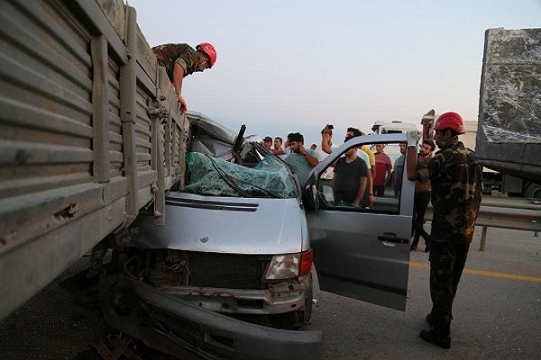 Azərbaycanda dəhşətli qəza: Xeyli sayda ölən var - VİDEO
