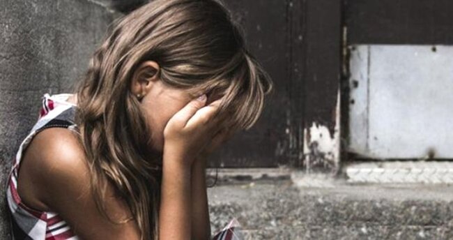 Müəllimdən 10 yaşlı şagirdlərə qarşı iyrənc əməl: 