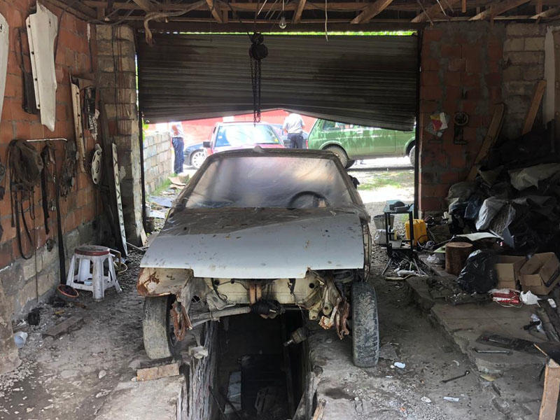 Avtomobil ustaları emalatxanada heroinlə tutuldular - FOTO