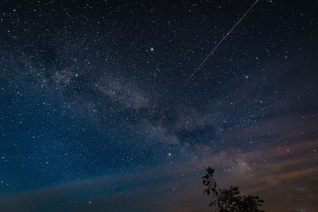 Rusiya səmasında “peyk qatarı” – VİDEO