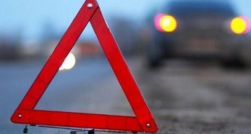 В Баку автомобиль сбил 10-летнюю девочку