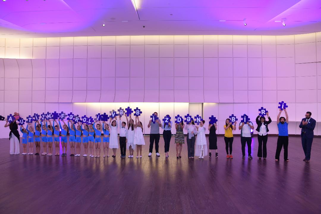 “Nar”  Uşaqların Beynəlxalq Müdafiəsi Günü münasibətilə autizmli uşaqlara dəstək oldu